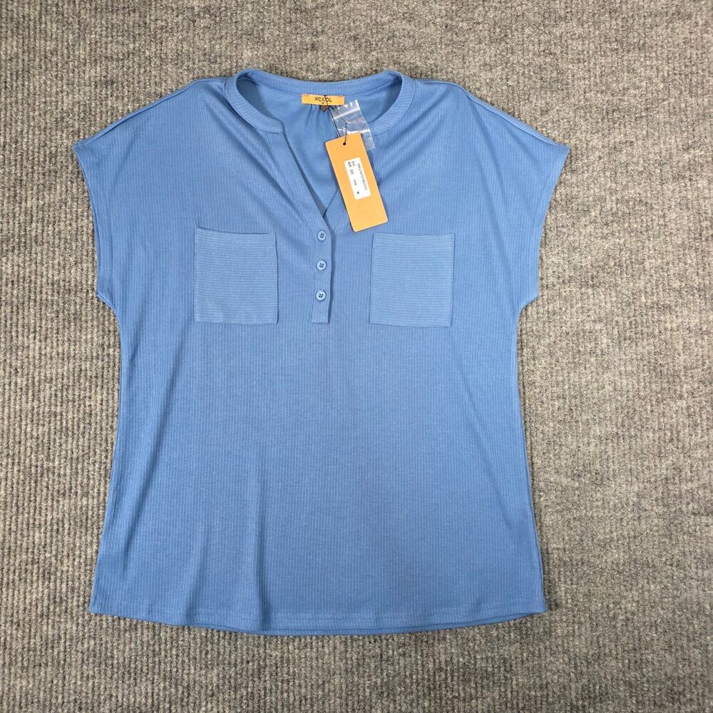 NWT Ribbed Knit Henley Top Women’s Medium Blue Short‎ Sleeve Pocket Casual Tee